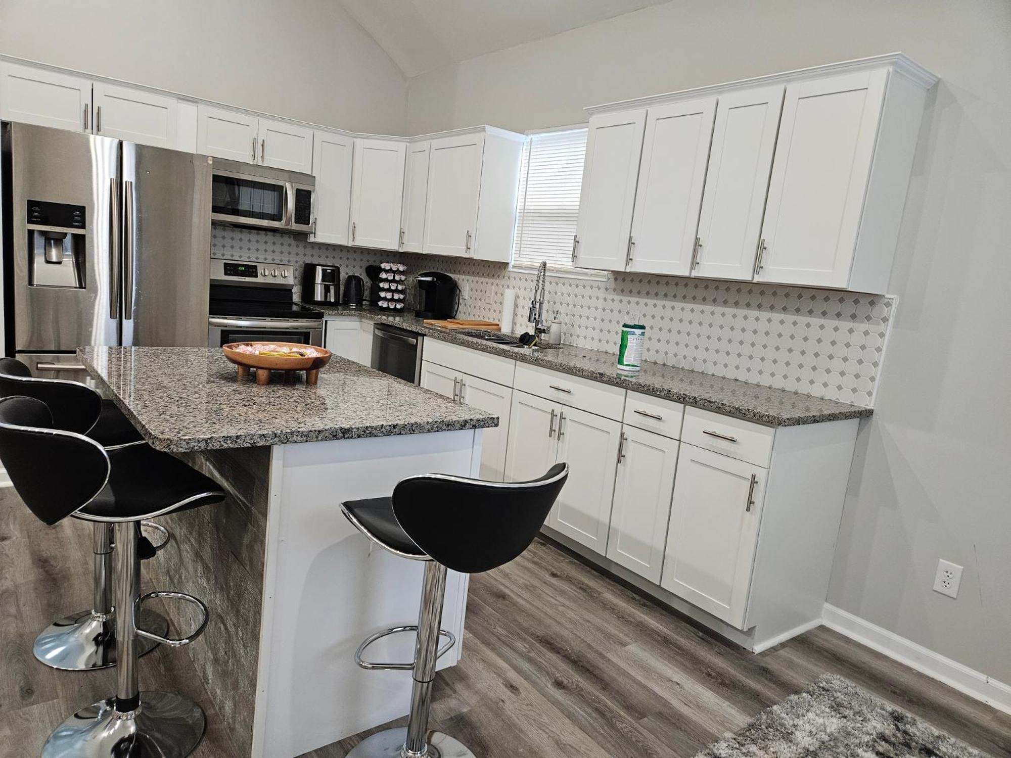New 3bd Near Downtown Indy