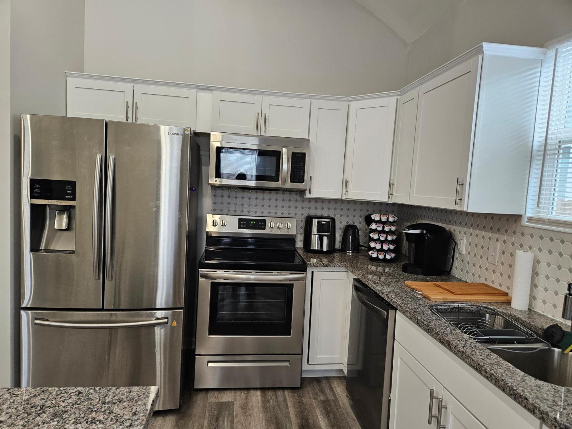New 3bd Near Downtown Indy * Indianapolis