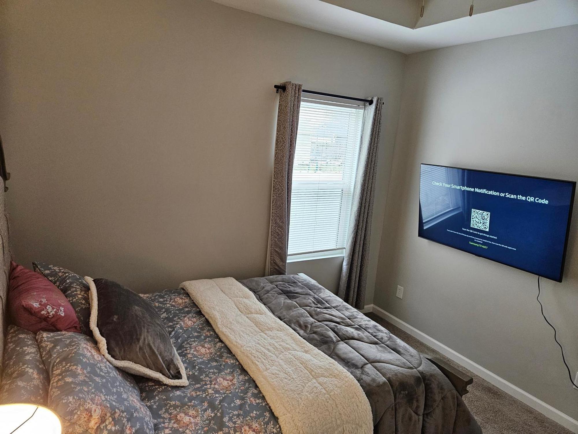 New 3bd Near Downtown Indy Apartment Indianapolis